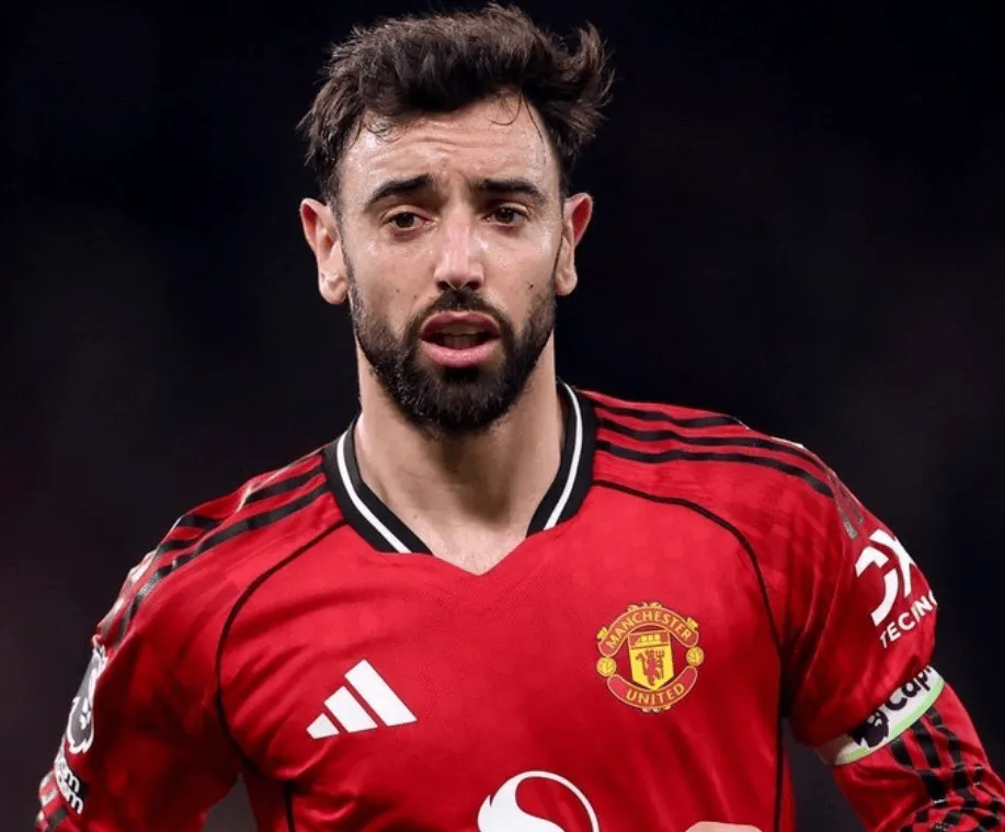 九游体育比分直播、实时比分网、足球比分、篮球比分、电竞比分、九游体育战绩查询-B费本场送出1助攻，创造3次绝对机会，送出1个点球